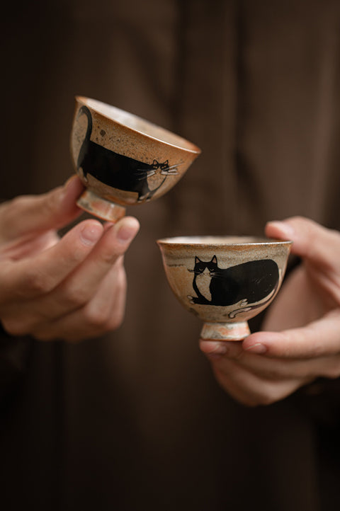 Shino Cat Vintage Style Hand-Painted Mini Ceramic Teacup - theTeaCloud