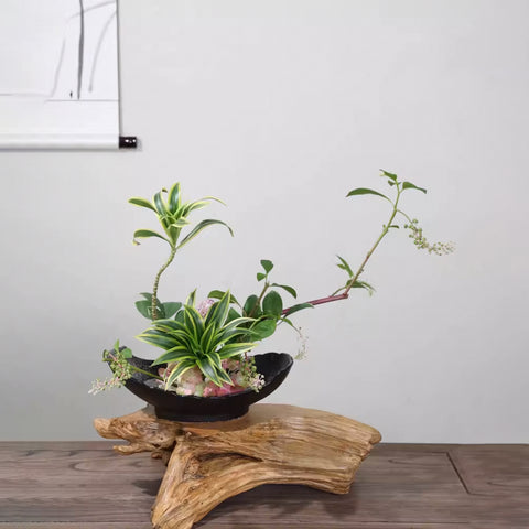 Handmade Petal Shape Ceramic Ikebana Vase, Kenzan Flower Frog Included - theTeaCloud