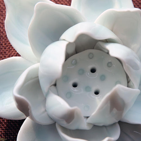 Hand Crafted White Lotus Flower Porcelain Incense Holder, Tea Table Decor - Small and Large Sizes, Gift Package available - theTeaCloud