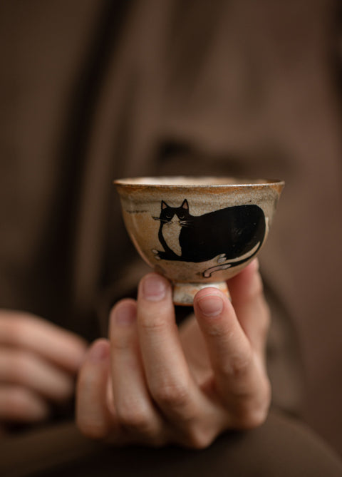 Shino Cat Vintage Style Hand-Painted Mini Ceramic Teacup - theTeaCloud