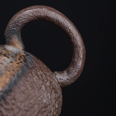 Gilt Glazed Ceramic Teapot - theTeaCloud