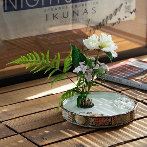 Traditional Oriental Style Ikebana Vase, Kenzan Flower Frog and Decoration Pebble Included - theTeaCloud