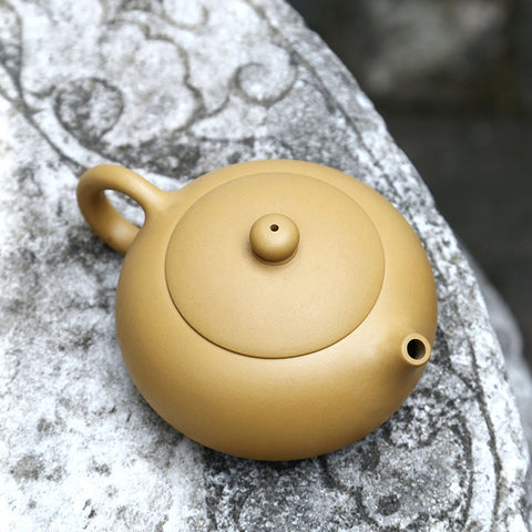 Handmade Yixing Zisha Teapot, Traditional Chinese Yellow Clay Teapot