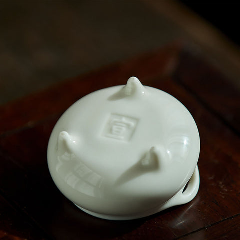 Hand Crafted Ancient Chinese Style White Ceramic Mini Incense Holder - theTeaCloud