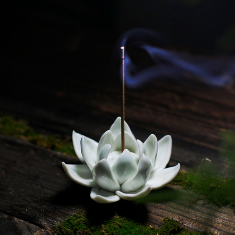 Hand Crafted White Lotus Ceramic Incense Holder - theTeaCloud