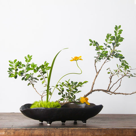Handmade Boat Shape Ceramic Ikebana Vase/Japanese Flower Arrangement/Kenzan Flower Frog Included - theTeaCloud