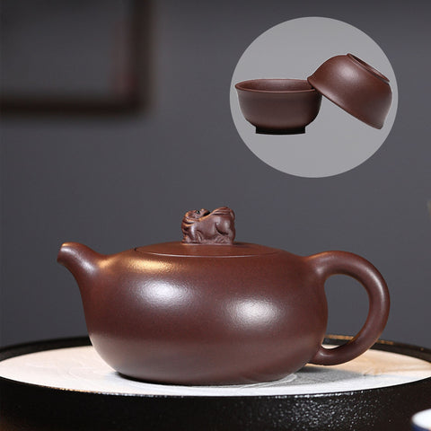 Handmade Yixing Zisha Teapot, Traditional Chinese Purple Clay Teapot with Auspicious Animal on Top, 8.5oz Capacity