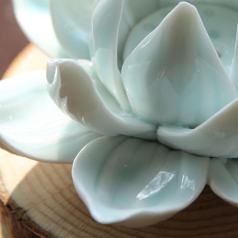 Hand Crafted White Lotus Flower Porcelain Incense Holder, Tea Table Decor - Small and Large Sizes, Gift Package available - theTeaCloud