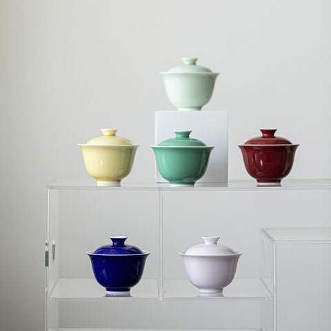 The TeaCloud Color Glazed Gaiwan Tea Cup, 135ml Capacity