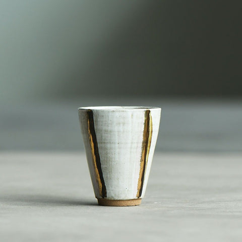 Hand-Painted Ceramic Tea Cup – Minimal Gongfu Style