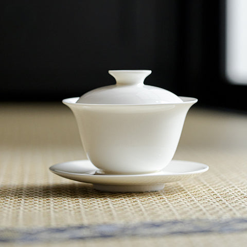 The TeaCloud White Porcelain Gaiwan Teacup, 130ml Capacity