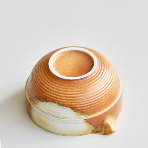 Japanese Spouted Matcha Bowl in Warm Brown (Katauchi) – Handcrafted Ceramic Matcha Set