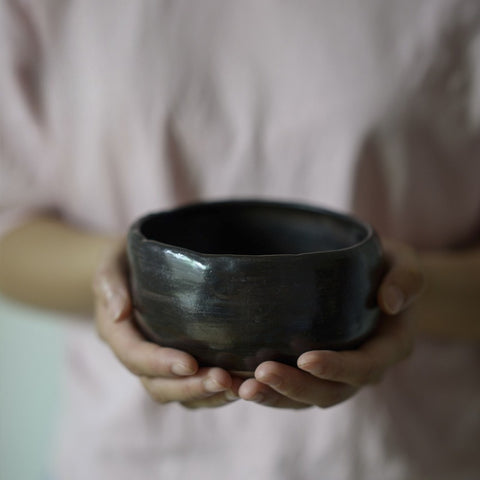 Handcrafted Japanese Matcha Bowl – Rustic Stoneware Style
