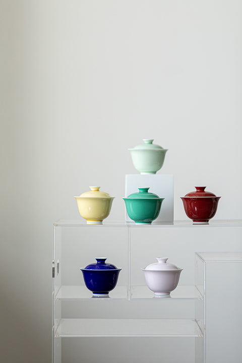 The TeaCloud Color Glazed Gaiwan Tea Cup, 135ml Capacity