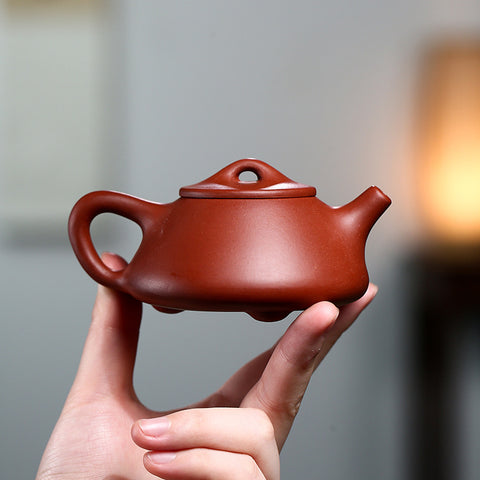 Handmade Yixing Zisha Clay Mini Teapot, Da Hong Pao Clay, 120ml Capacity