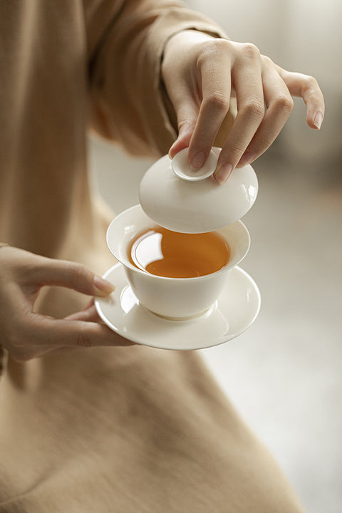 The TeaCloud White Porcelain Gaiwan Teacup, 130ml Capacity