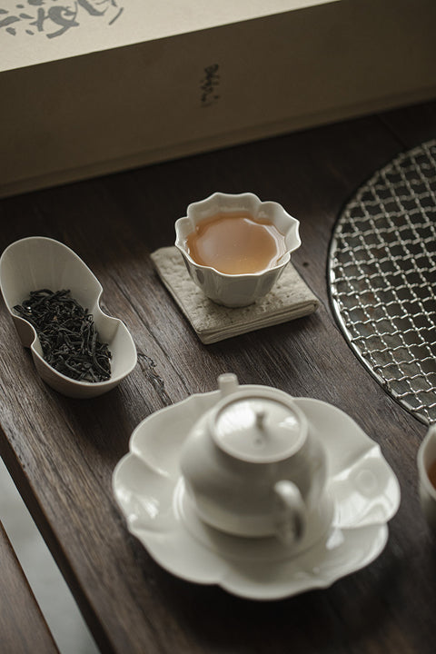 The TeaCloud Glazed Flower-Shaped Kung Fu Tea Cup