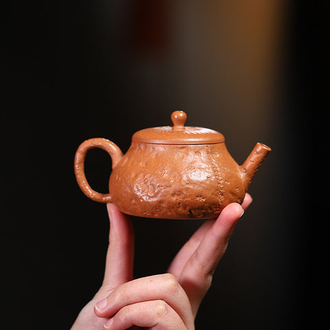 Handmade Yixing Zisha Clay Mini Teapot "Lotus Seat" - 150ml Capacity