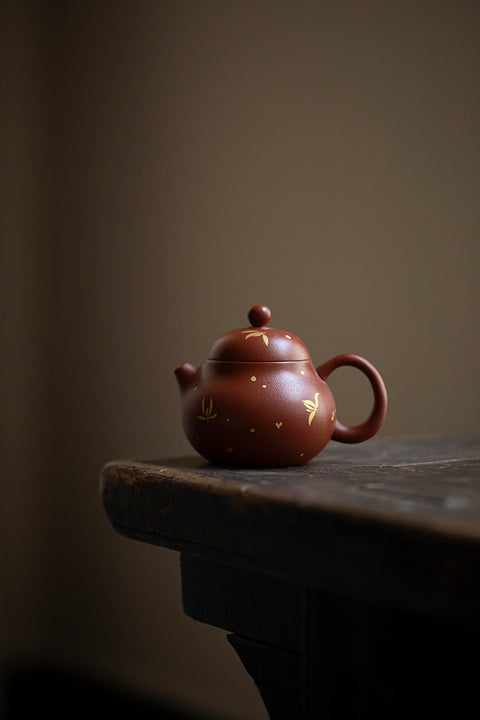 Hand-Painted Zisha Teapot with Bamboo Motif – 100ml Mini Yixing Clay Teapot