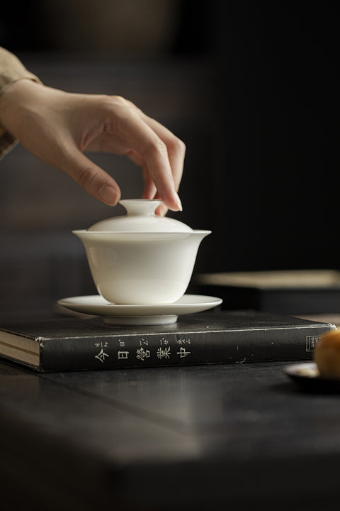 The TeaCloud White Porcelain Gaiwan Teacup, 130ml Capacity