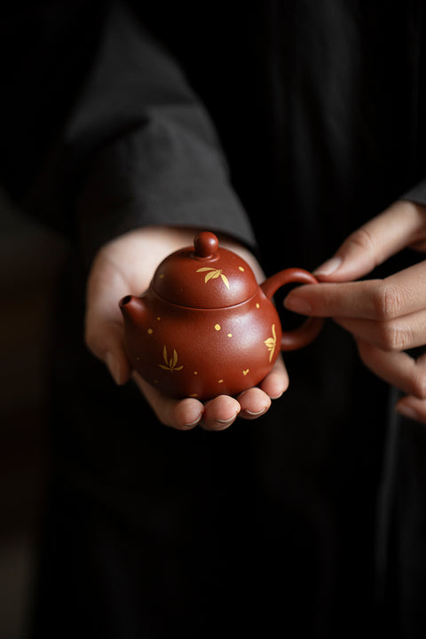 Hand-Painted Zisha Teapot with Bamboo Motif – 100ml Mini Yixing Clay Teapot