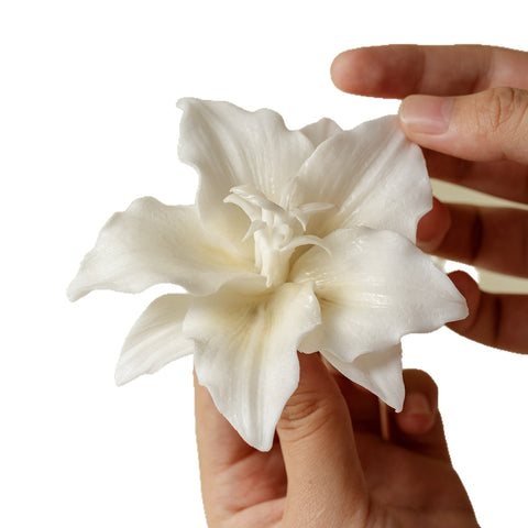 Handmade Lily Porcelain Incense Holder - Minimalist Ceramic Flower Sculpture