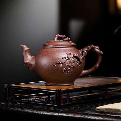 Handmade Yixing Zisha Purple Clay Baochun Teapot, 970 ml Large Capacity - theTeaCloud