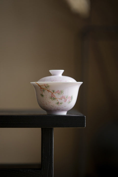 Japanese-Style Hand-Painted Pink Cherry Blossom Gaiwan, 140ml Capacity