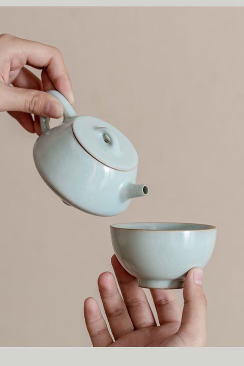 Celadon Tea Set – Teapot & Cup Gift Box