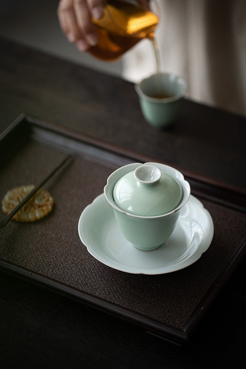 The TeaCloud Flower Shape Gaiwan, Multiple Colors Available, Ceramic Kung Fu Tea Set, Tea Brewing Gaiwan