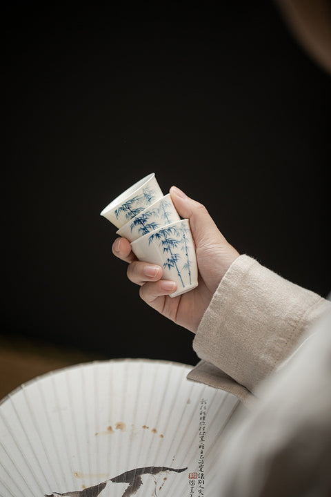 Hand-Painted Blue and White Porcelain Kung Fu Tea Cup, Bamboo Graphic, 30ml kungfu tea cup kung fu tea kungfu tea set