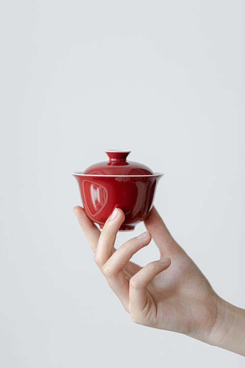 The TeaCloud Color Glazed Gaiwan Tea Cup, 135ml Capacity