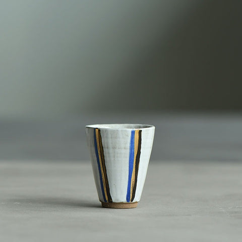 Hand-Painted Ceramic Tea Cup – Minimal Gongfu Style