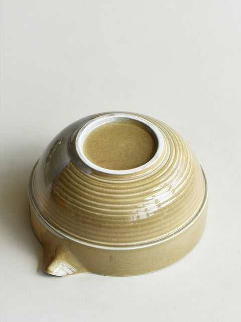 Japanese Spouted Matcha Bowl (Katauchi) – Handcrafted Ceramic Matcha Set