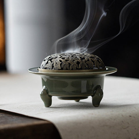 Zen-Inspired Ceramic Incense Burner – Tripod Celadon Style