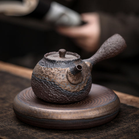 Japanese Style Gilt Glazed Ceramic Kyusu Teapot