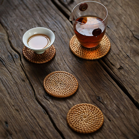 Handmade Woven Rattan Coaster, Set of 6 with holder